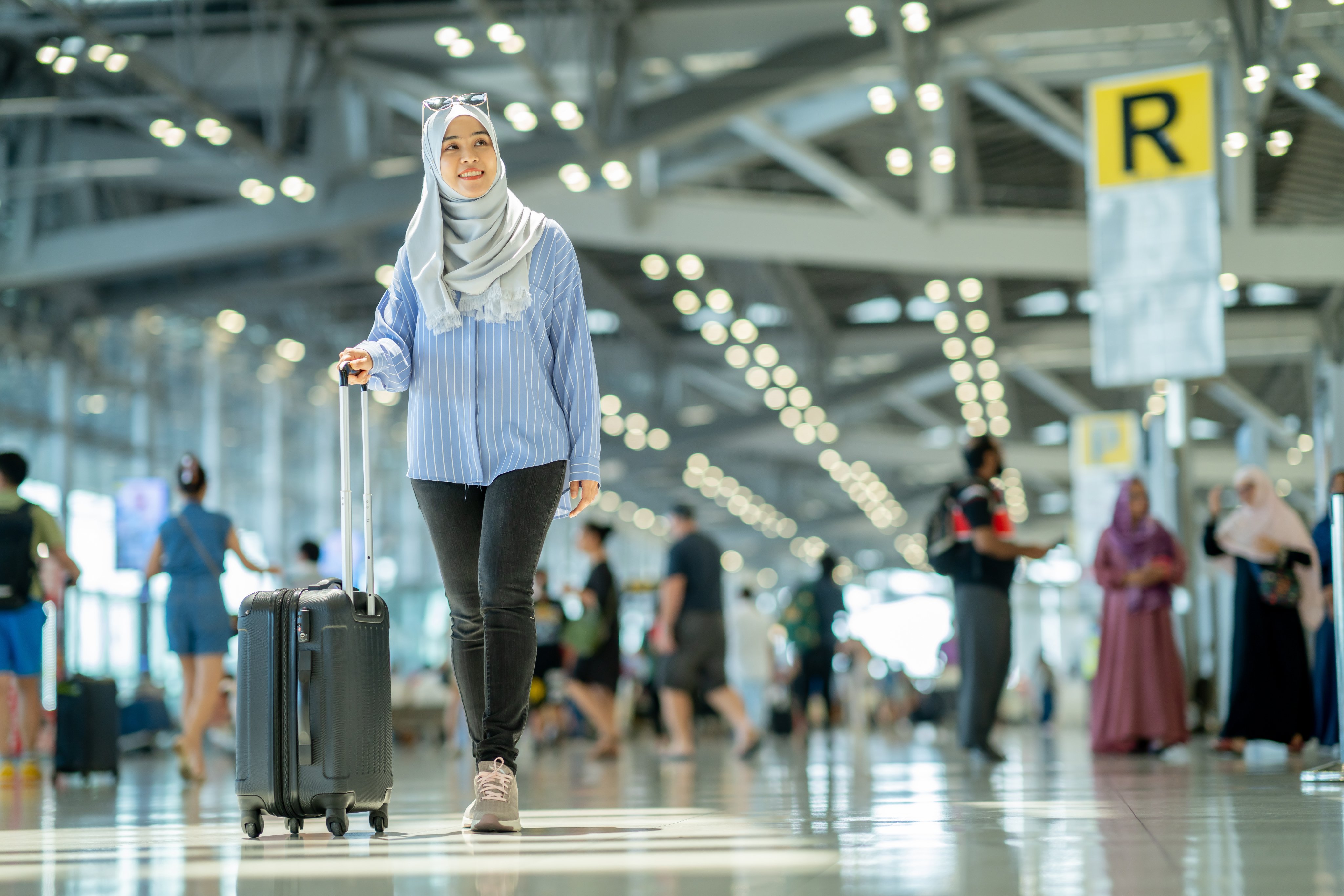 ALTOUR One customer at airport
